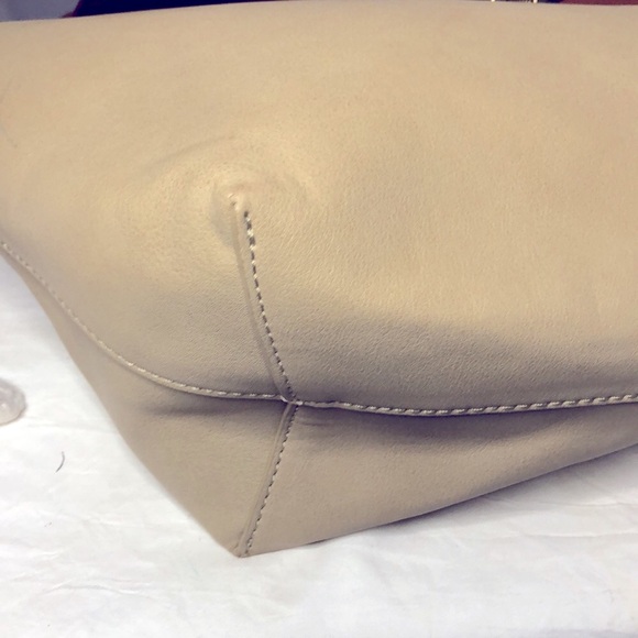 WHO WHAT WEAR large color block (cream & rust colored) satchel tote handbag. - Picture 6 of 15